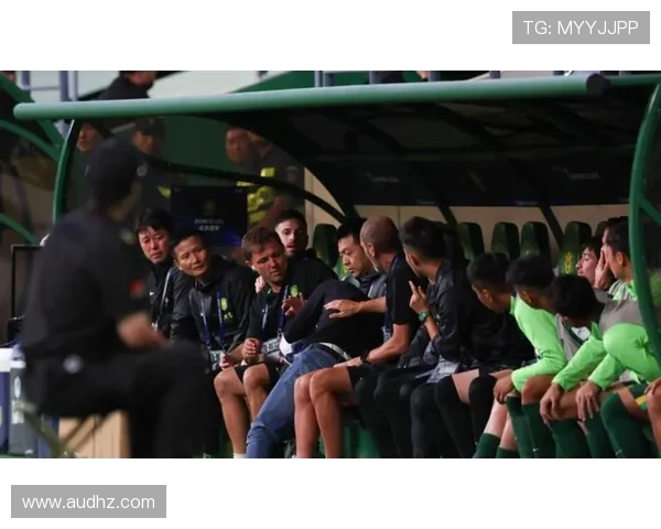 亚冠最新战报：劲旅对决激烈争夺小组出线资格 - 副本 (3)